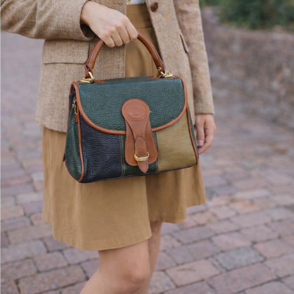 Elegant Green and Brown Leather Handbag